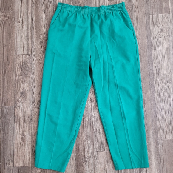 Plus size vintage wide leg green pants - Picture 1 of 4